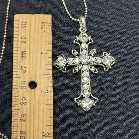 Vintage Premier Designs Silver Crystal Cross Necklace - Picture 3 of 3